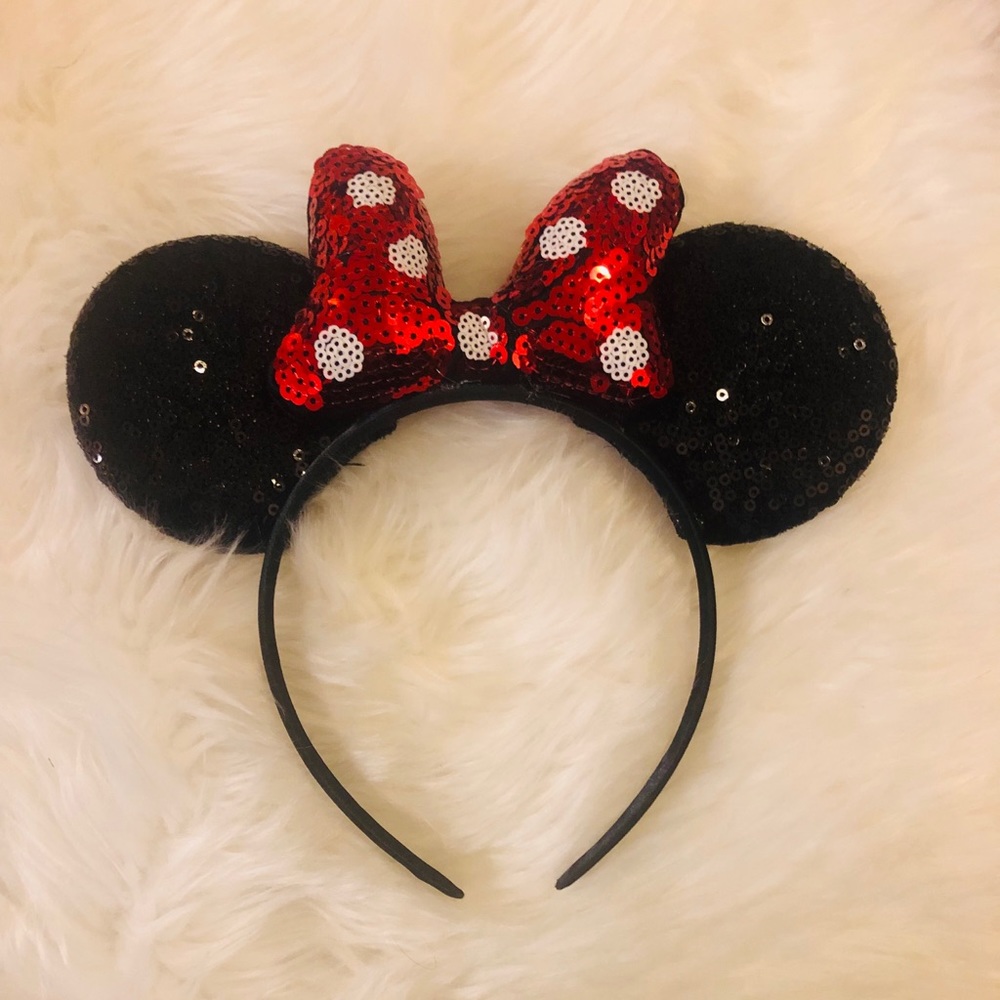 Disney Minnie Mouse ears